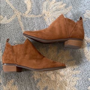American Eagle Chestnut Booties